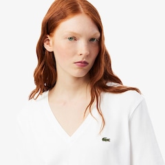 Camiseta de Algodão com Gola V e Caimento Relaxado Lacoste Feminina - Foto 4