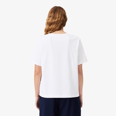 Camiseta de Algodão com Gola V e Caimento Relaxado Lacoste Feminina - Foto 5