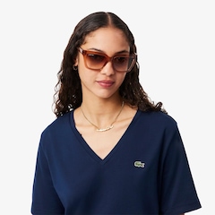 Camiseta de Algodão com Gola V e Caimento Relaxado Lacoste Feminina - Foto 3