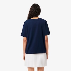 Camiseta de Algodão com Gola V e Caimento Relaxado Lacoste Feminina - Foto 4