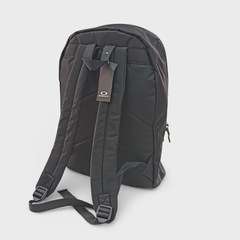 Mochila Oakley Confront Blackout - Foto 2