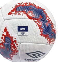 Kit Bola de Campo Umbro Neo Swerve Pro + Bomba de Ar - Foto 4