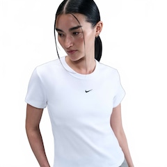 Camiseta Nike Sportswear Feminina - Foto 1