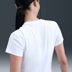 Camiseta Nike Sportswear Feminina - Foto 3