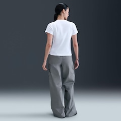 Camiseta Nike Sportswear Feminina - Foto 6