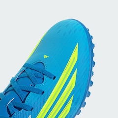 Chuteira Society Adulto adidas F50 Club - Foto 9