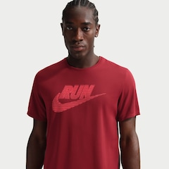 Camiseta Dri-FIT Nike Run Energy Masculina - Foto 1