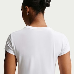 Camiseta Nike Sportswear Photo Feminina - Foto 2