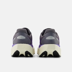 Tênis New Balance FuelCell Rebel v5 Feminino - Foto 5