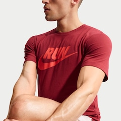 Camiseta Dri-FIT Nike Run Swoosh Masculina - Foto 3