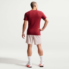 Camiseta Dri-FIT Nike Run Swoosh Masculina - Foto 5