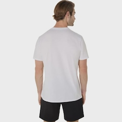 Camiseta ASICS Spiral Logo Graphic Cotton Blend Masculino - Foto 2