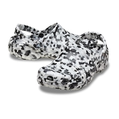 Sandália Crocs Classic Confetti Clog - Unissex - Foto 3