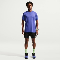 Camiseta Dri-Fit Nike Stride ADV Masculina - Foto 4