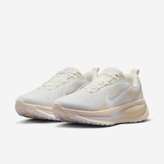 Tênis Feminino Nike Vomero 18 - Foto 2