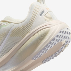 Tênis Feminino Nike Vomero 18 - Foto 8