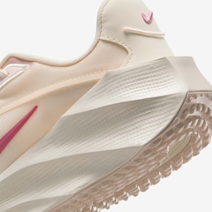 Tênis Feminino Nike Aura Edge - Foto 8