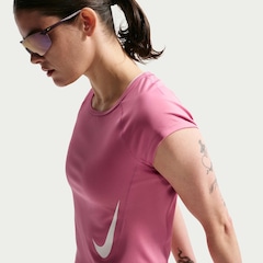Camiseta Cropped Dri-FIT Nike Tempo Swoosh Feminina - Foto 3