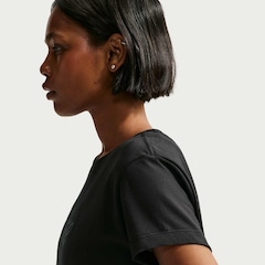 Camiseta Nike Sportswear Club Heritage Feminina - Foto 2