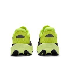 Tênis Masculino New Balance FuelCell Rebel V5 - Foto 4