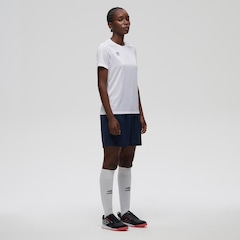 Camiseta Umbro Legacy - Feminina - Foto 5