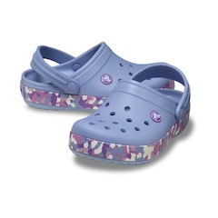 Sandália Crocs Crocband Glow Confetti Band Clog K - Infantil - Foto 4