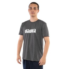 Camiseta Diadora 504 Esportiva - Masculina - Foto 2