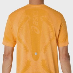 Camiseta ASICS Road Seamless Masculino - Foto 5