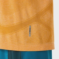 Camiseta ASICS Road Seamless Masculino - Foto 6