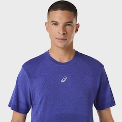 Camiseta ASICS Road Seamless Masculino - Foto 4