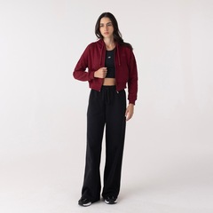 Jaqueta New Balance Athletics Small Logo Feminina - Foto 4
