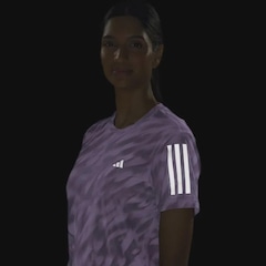 Camiseta Estampada Own The Run adidas Feminina - Foto 5