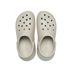 Sandália Crocs Classic Crush Clog Meteor - Unissex - Foto 5
