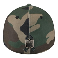 Boné New Era 3930 Pittsburgh Steelers Salute Service - Foto 4