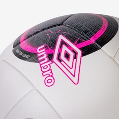 Bola de Futebol de Campo Umbro Neo Swerve Premier Fb - Foto 3