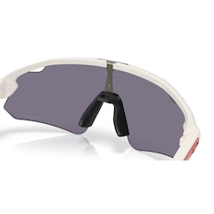 Óculos de Sol Oakley Stunt Devil A Matte Mist Prizm Grey - Foto 6