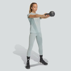 Camiseta Adidas Essentials Logo Feminina - Foto 3