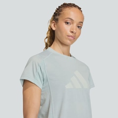 Camiseta Adidas Essentials Logo Feminina - Foto 5