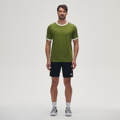Camiseta Umbro Tape F.C. Masculina - Foto 5