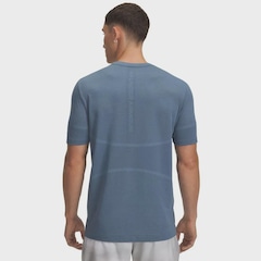 Camiseta de Treino Under Armour Rush Seamless Legacy Masculina - Foto 2