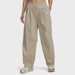 Calça Sportstyle Under Armour Unstoppable Pleat - Feminina - Foto 1