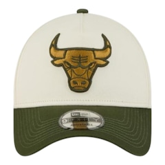 Boné Masculino New Era 940A-Frame Metallic Chicago Bulls Off White Aba Curva - Foto 3