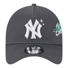 Boné Masculino New Era 940A-Frame Planets New York Yankees Aba Curva - Foto 3