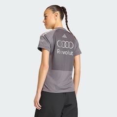 Camiseta Adidas Audi Revolut F1® Team - Piloto Feminina - Foto 3