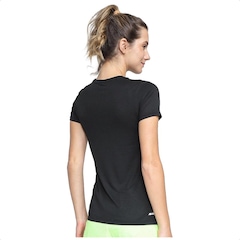 Camiseta New Balance Sport Essentials Feminina - Foto 2