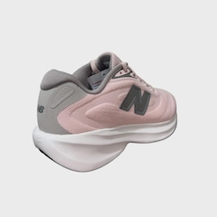 Tênis Feminino Fresh Foam 680V9 New Balance - Foto 4