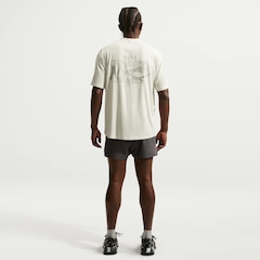 Camiseta Dri-FIT Nike Disrupt Masculina - Foto 4