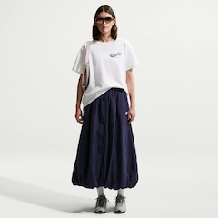 Camiseta Nike Sportswear Classic Airbrush Feminina - Foto 4