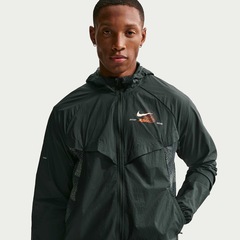 Jaqueta Nike UV Repel Stride Masculina - Foto 1