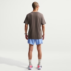 Camiseta Nike ACG Trail Masculina - Foto 5